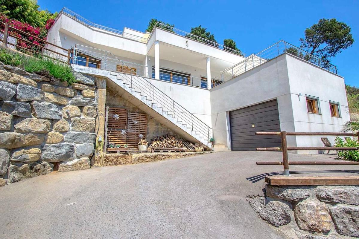 Catalunya Casas Modern Magnificence , Only A Few Km To The Beach! Sant Cebrià de Vallalta Εξωτερικό φωτογραφία